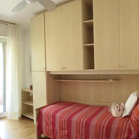 Old Bridge Apartment